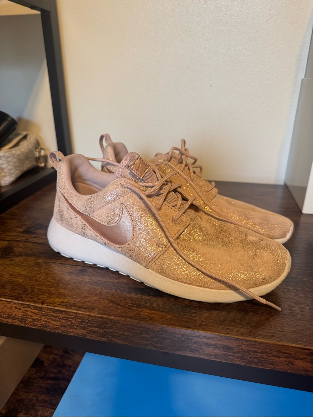 Nike Roshe Run Metallic Blush Pink Sneakers